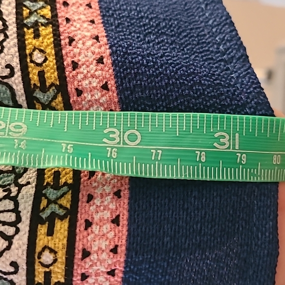 NWOT Dark blue romper Trixxi clthing Co with floral pattern size L - Picture 9 of 14